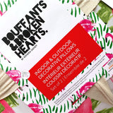 Bouffants &amp; Broken Hearts Rosa Flamingos und Palmen Dekorative Kissen für drinnen und draußen, 2er-Set