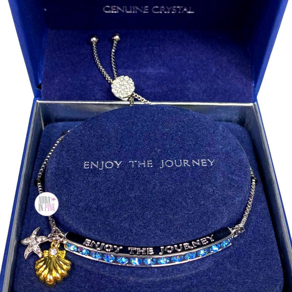 Brilliance Zweifarbiges, versilbertes „Enjoy The Journey“-Armband mit echtem Kristallbarren, Seestern- und Muschelanhänger, verstellbar