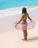 Intex Sand &amp; Summer - Transparenter Pool-Schwimmreifen „Sparkling Pink Glitter“