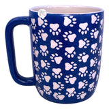 Market Finds Kaffeetasse aus Keramik mit geprägten Pfotenabdrücken, elfenbeinfarben, Marineblau