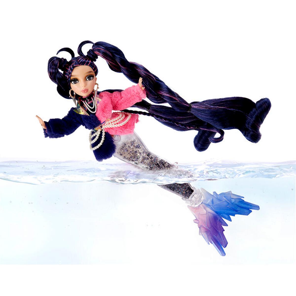 MERMAZE MERMAIDZ™ Winter Waves Kishiko™ Mermaid Fashion Doll with Color  Change Fin, Glitter-Filled Tail and Accessories