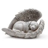 Statuen mit Engelsflügeln in Form einer schlafenden Katze und eines Hundes